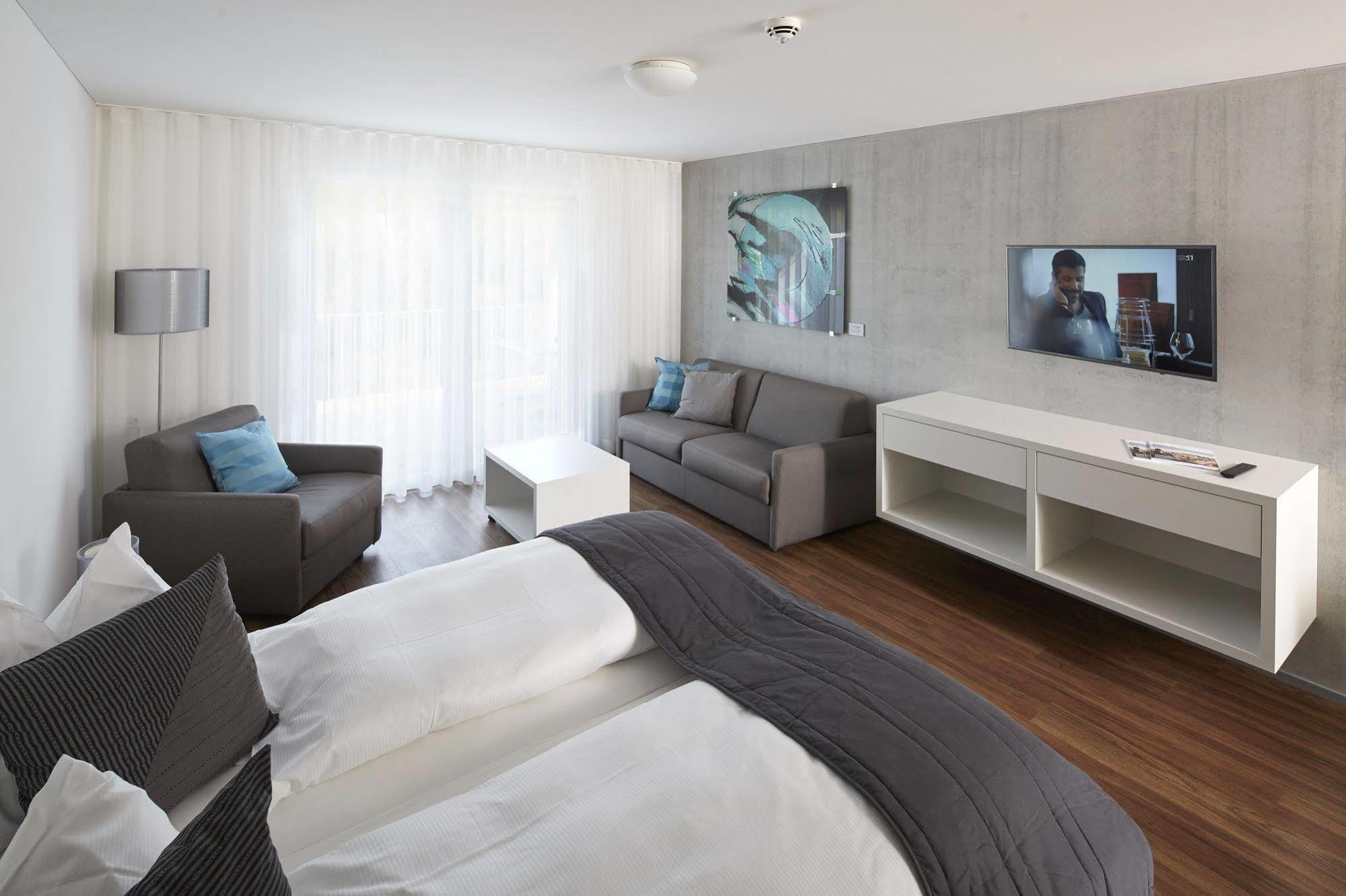 Aparthotel Баден Экстерьер фото