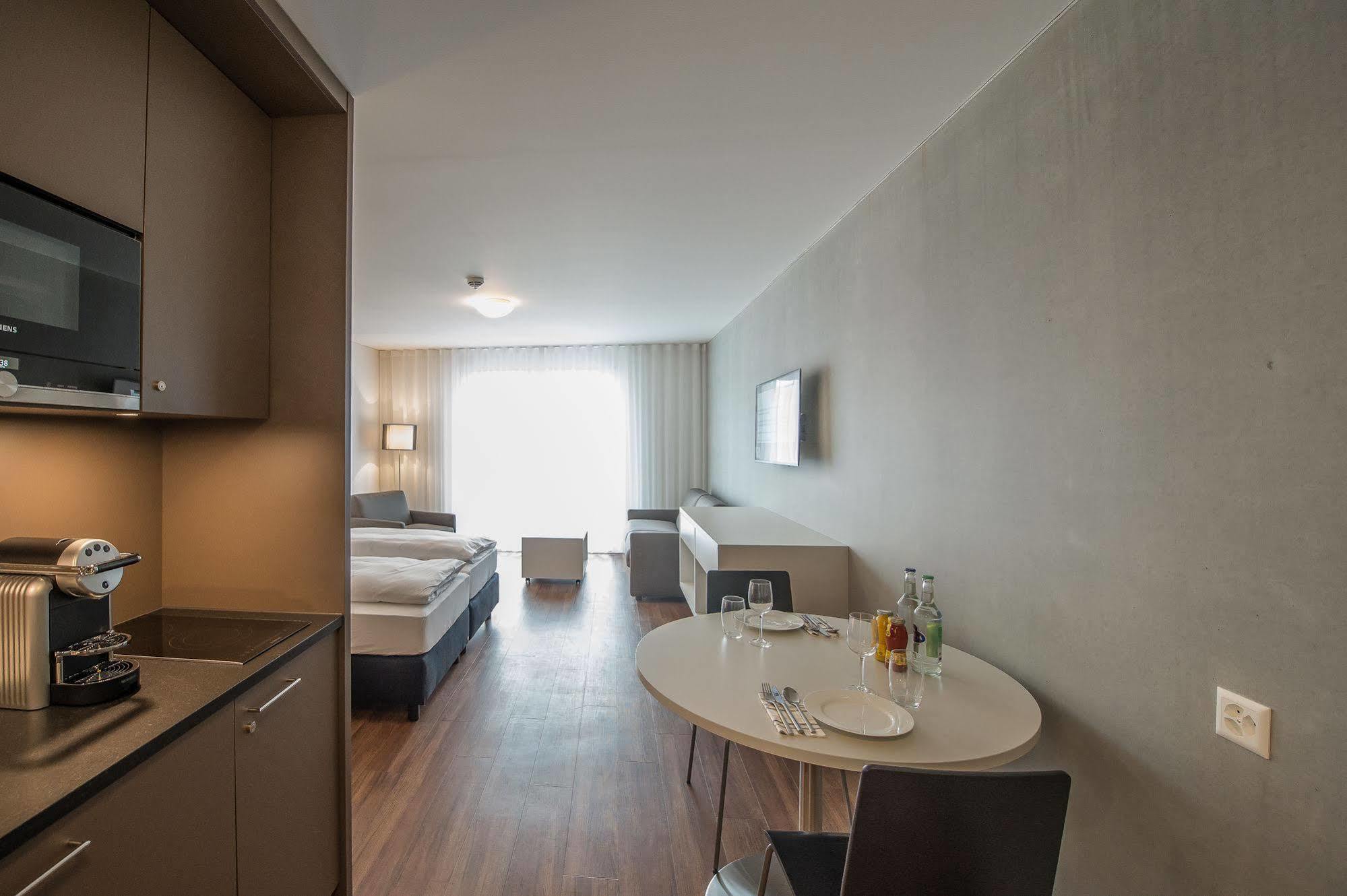 Aparthotel Баден Экстерьер фото