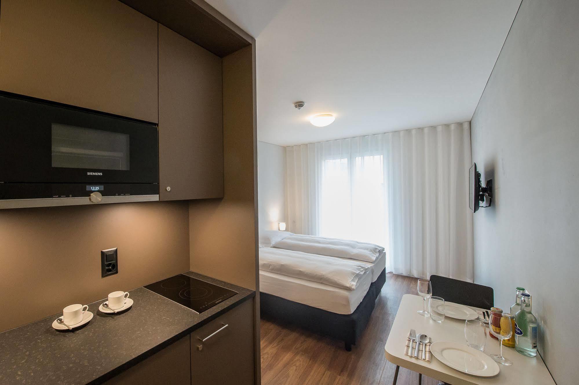 Aparthotel Баден Экстерьер фото